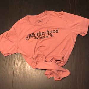 Mom Culture ‘Motherhood Winging It’ Tee (M)